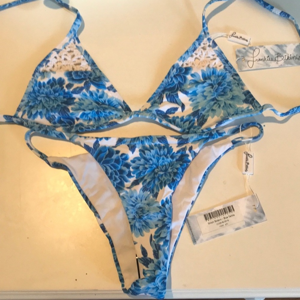 Frankies Bikini Set Small